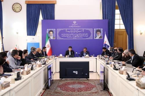 توسعه فیبر نوری و فناوری نسل پنجم دو طرح مهم در دستور کار وزارت ارتباطات